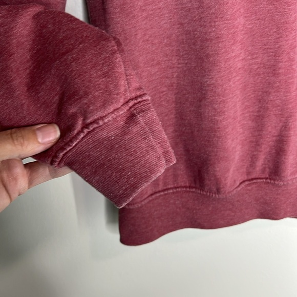 Chiller than Most embroidered sweatshirt size small - Picture 4 of 12